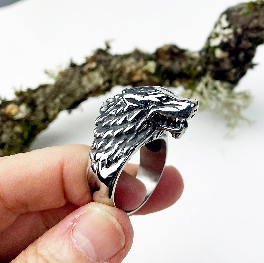 "Winter is Coming" Wolf Men's Ring