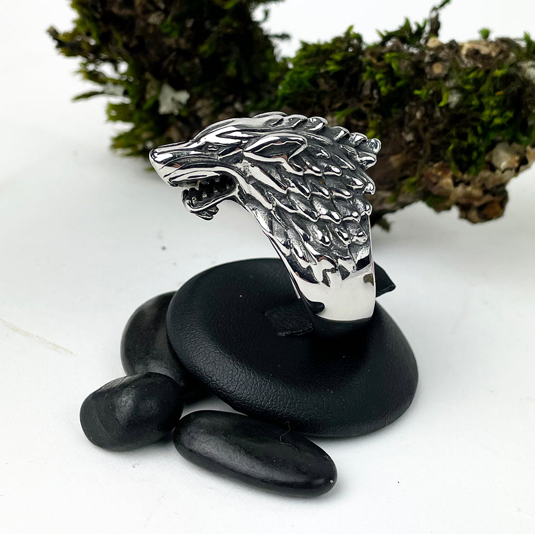 "Winter is Coming" Wolf Men's Ring