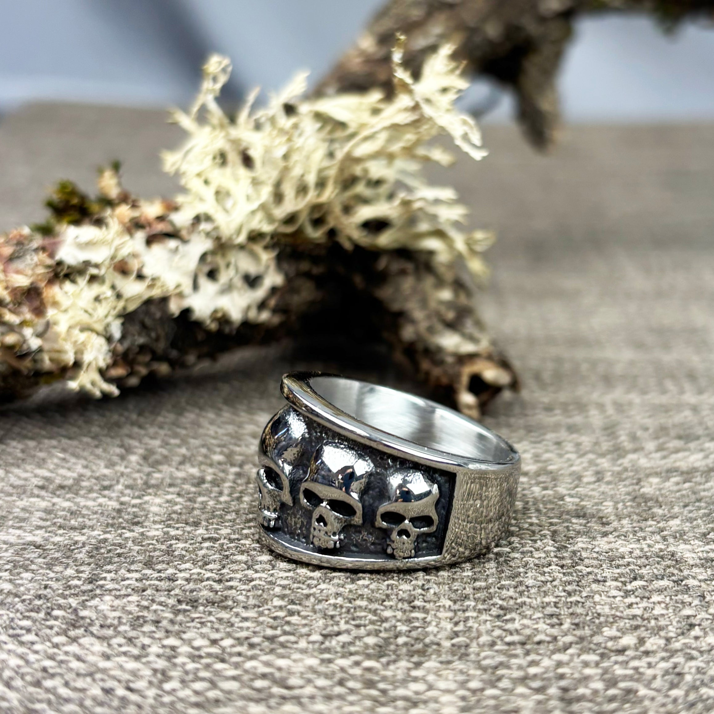 Ancient Guards Skull Ring