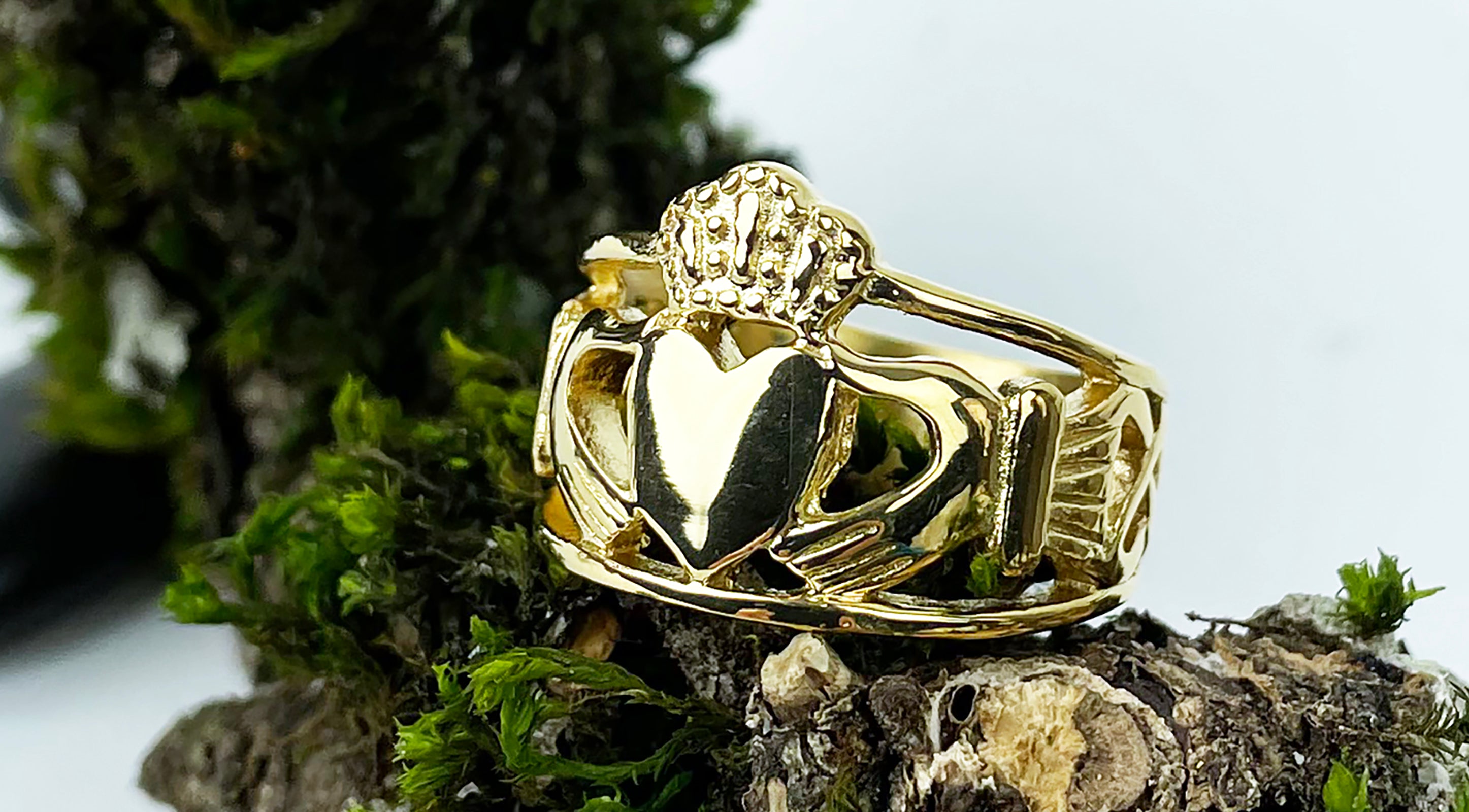 Claddagh with Celtic Knot Sides in Gold Stainless Steel