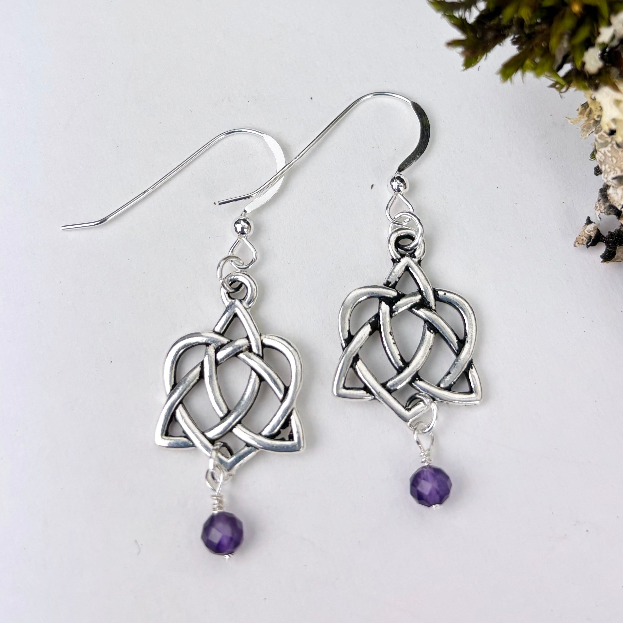 Celtic Trinity Heart Knot with 4mm faceted Amethyst gemstone