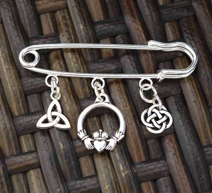 Irish Claddagh Pin