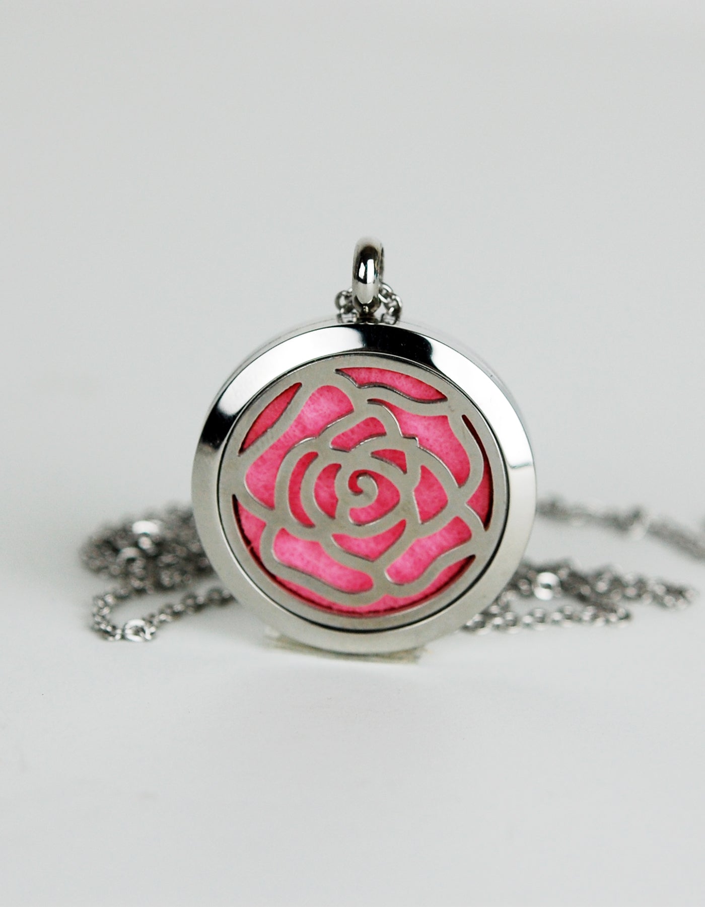 Wild Irish Rose Aromatherapy Pendant