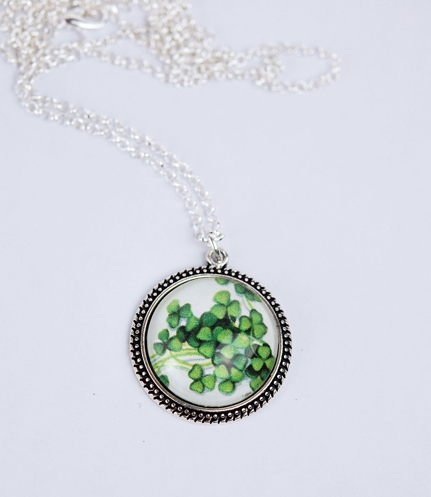 Irish Shamrocks in Beaded Bezel Pendant