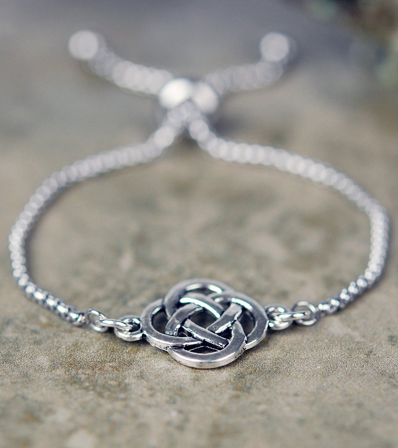 Round Celtic Lughs Knot Slide Bracelet