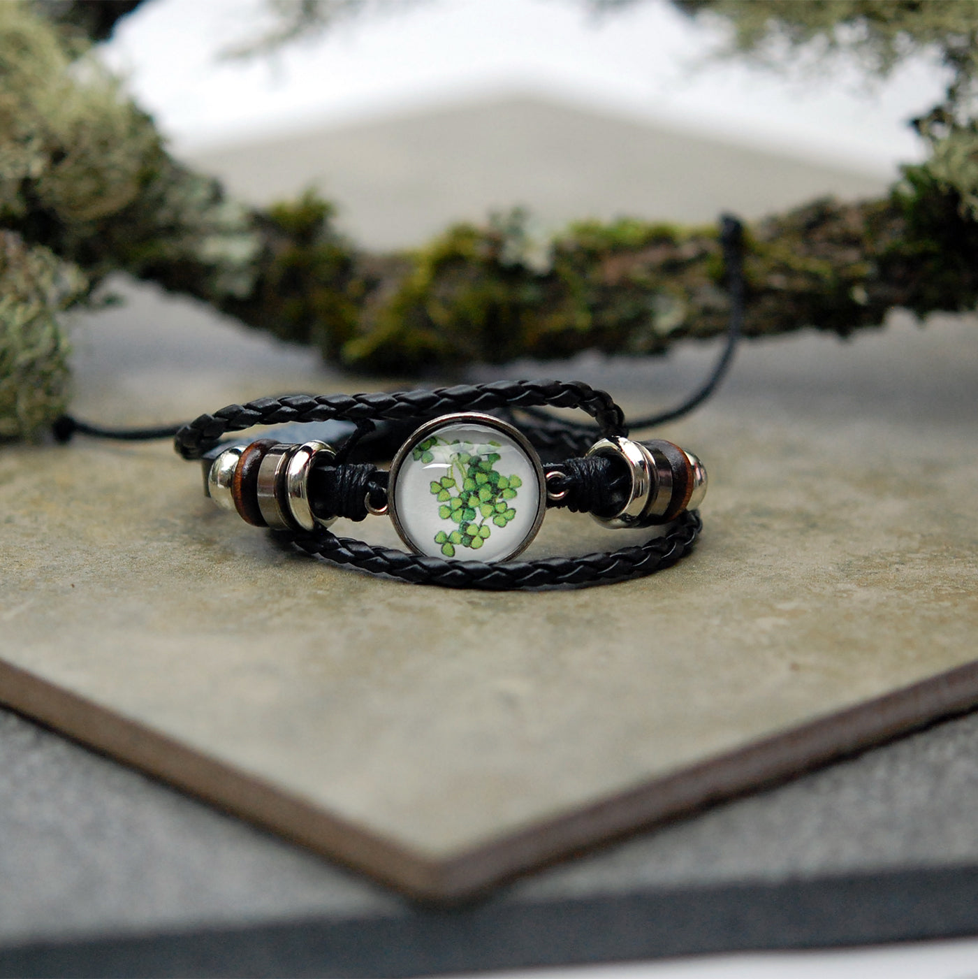 Ireland's National Flower Cabochon Bracelet