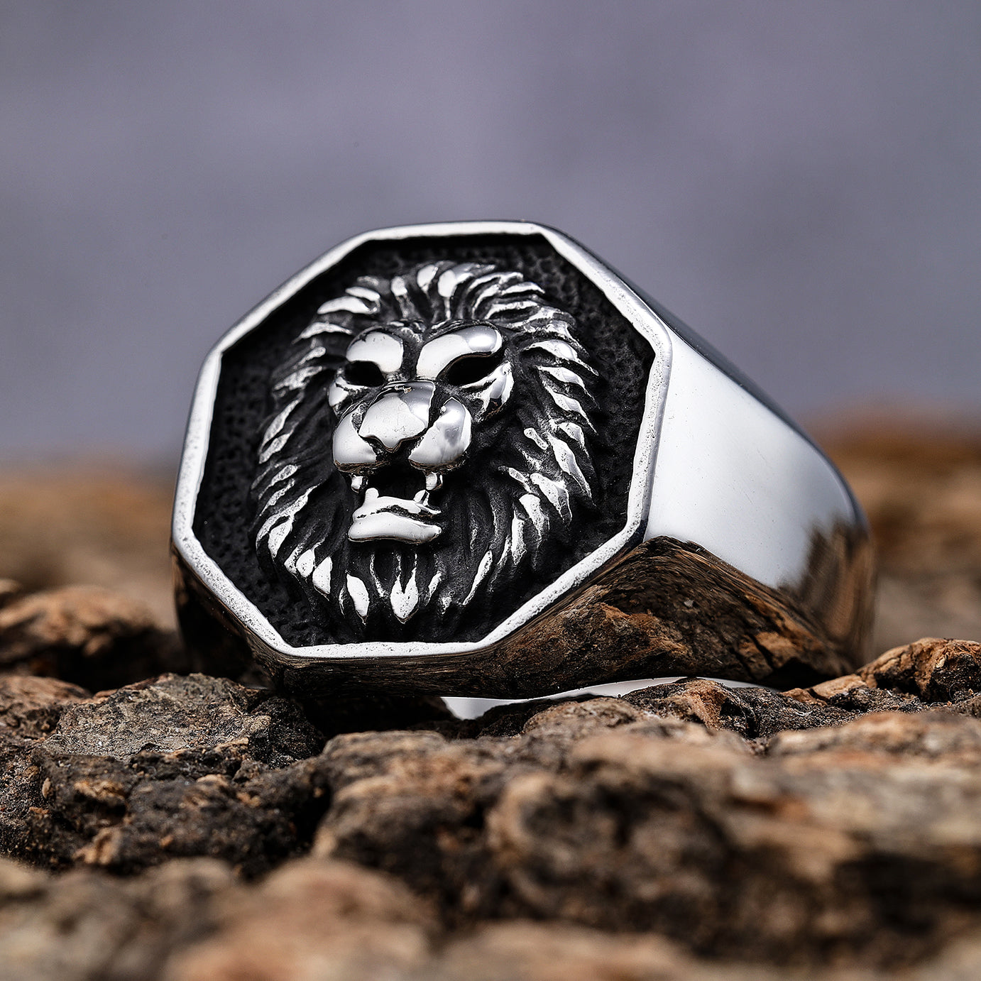 Octagon Scottish Lion Ring