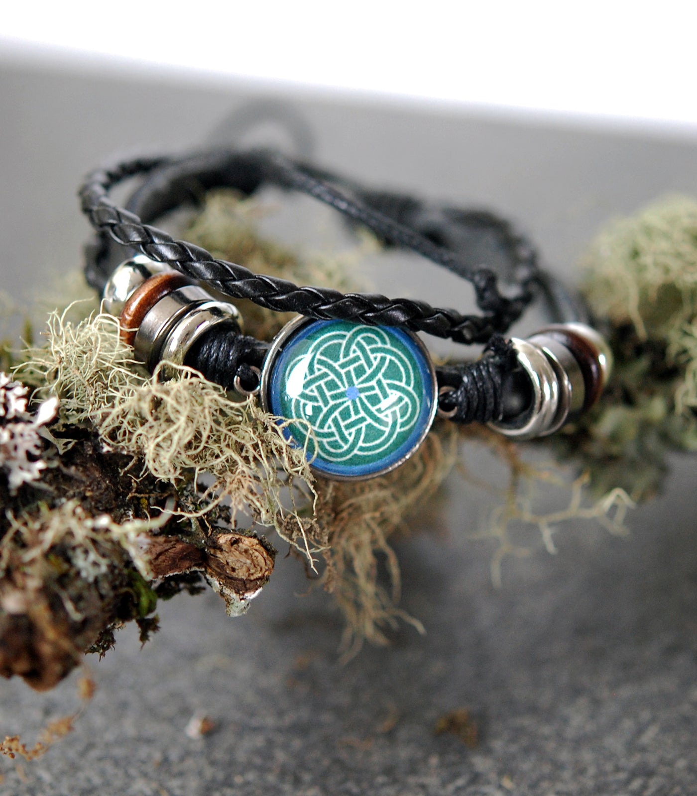 Ocean's Blue Celtic Knot Cabochon Bracelet