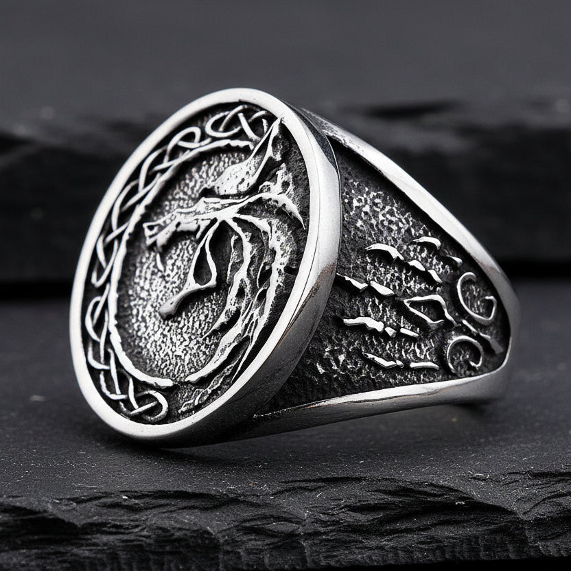 Celtic Wolf with Celtic Knots Ring