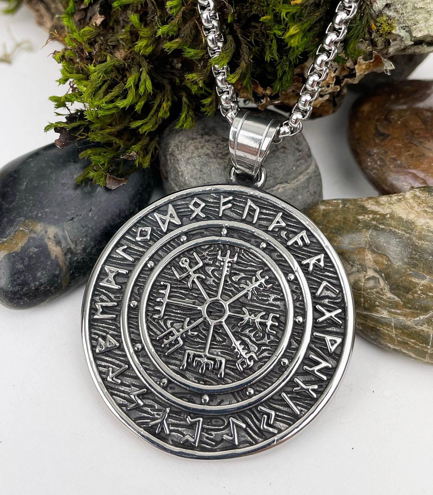 Vegvisir Viking Compass Pendant