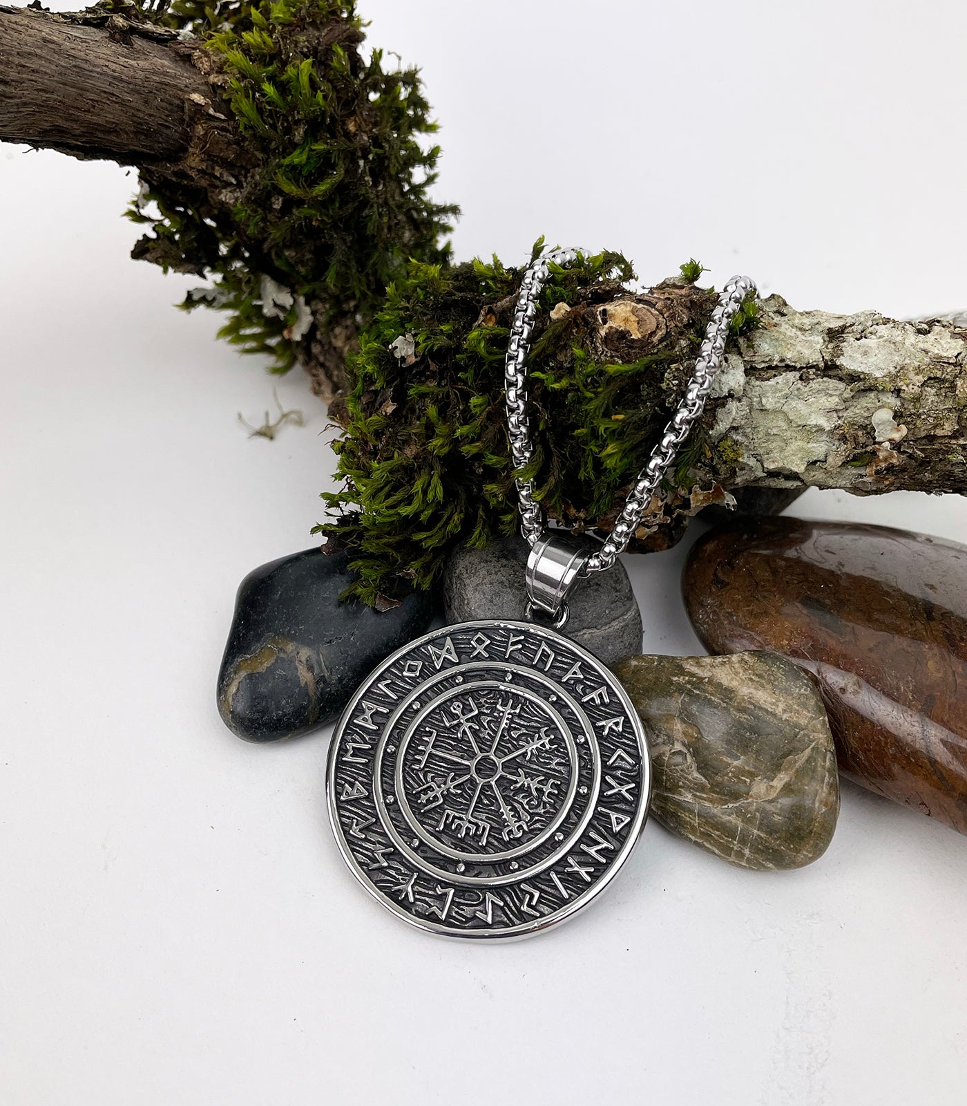 Vegvisir Viking Compass Pendant