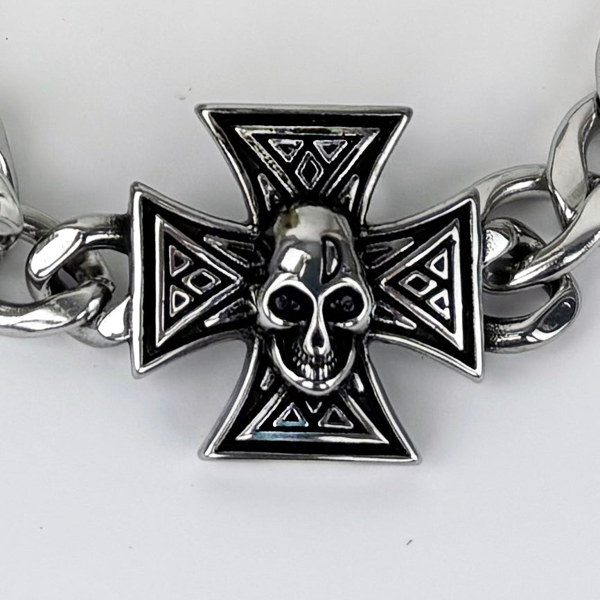 Heavy Chain with Celtic Symbol Men's Bracelet