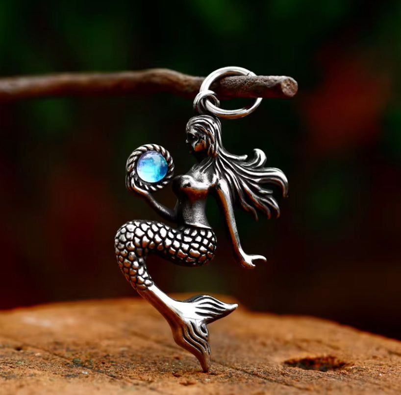 Mermaid with Blue Sea Treasure