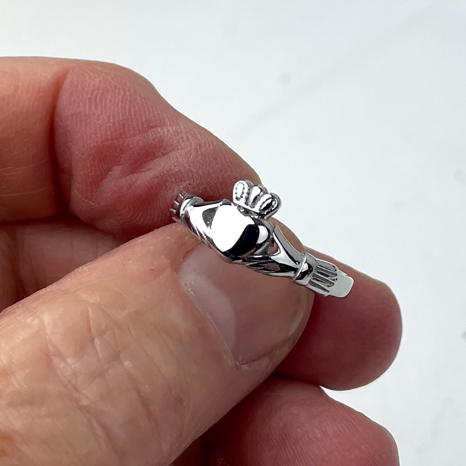 Woman's Small Traditional Claddagh Ring