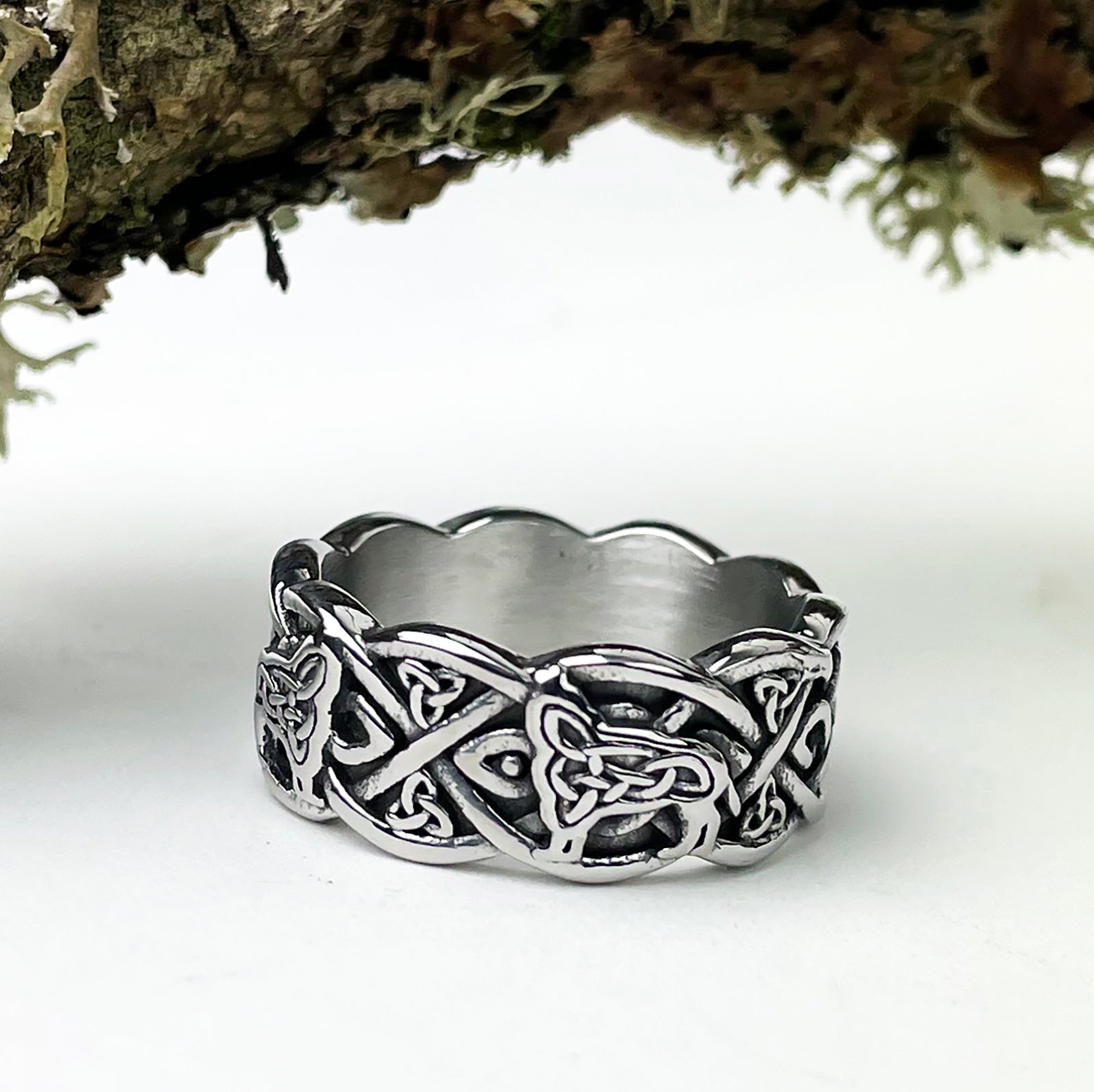 Solid Celtic Knot Band Ring