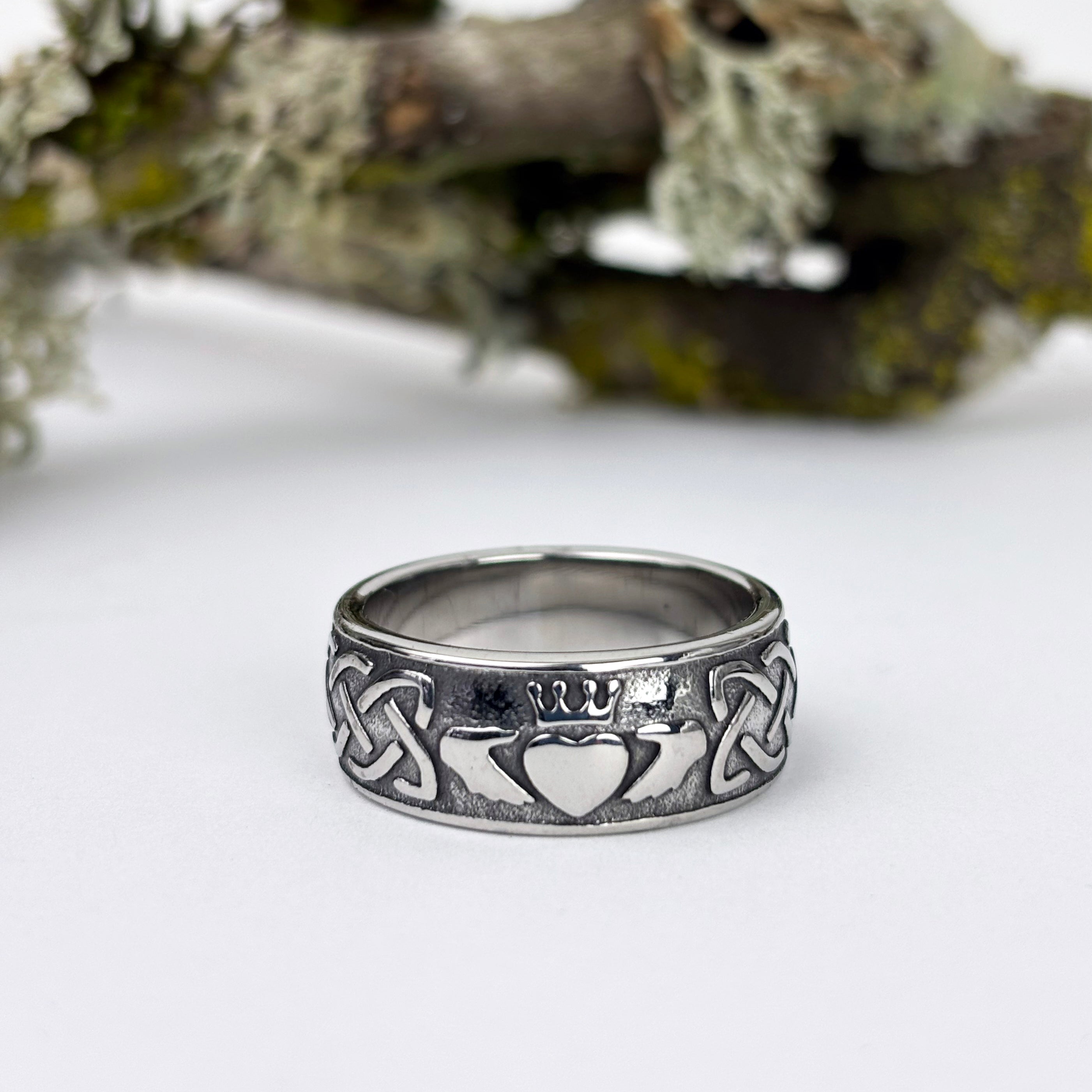 Wide Claddagh and Celtic Knot Ring Band