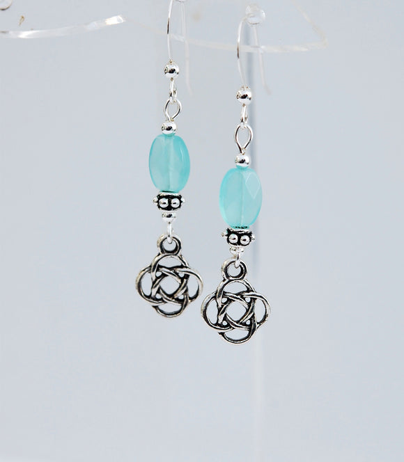 Celtic Knot with Soft Teal Chalcedony