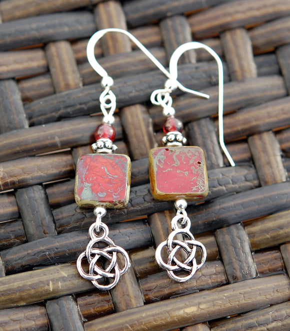 Garnet on Square Bead and Round Celtic Knot