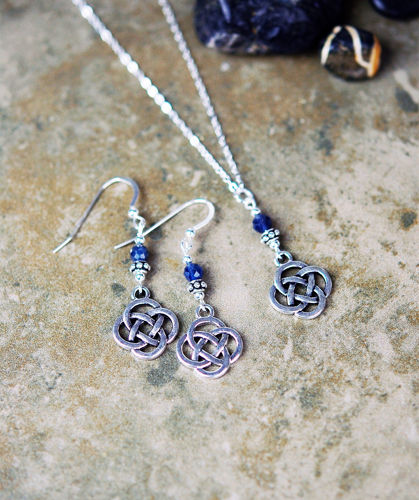 Faceted Sapphires with Medium Celtic Knots