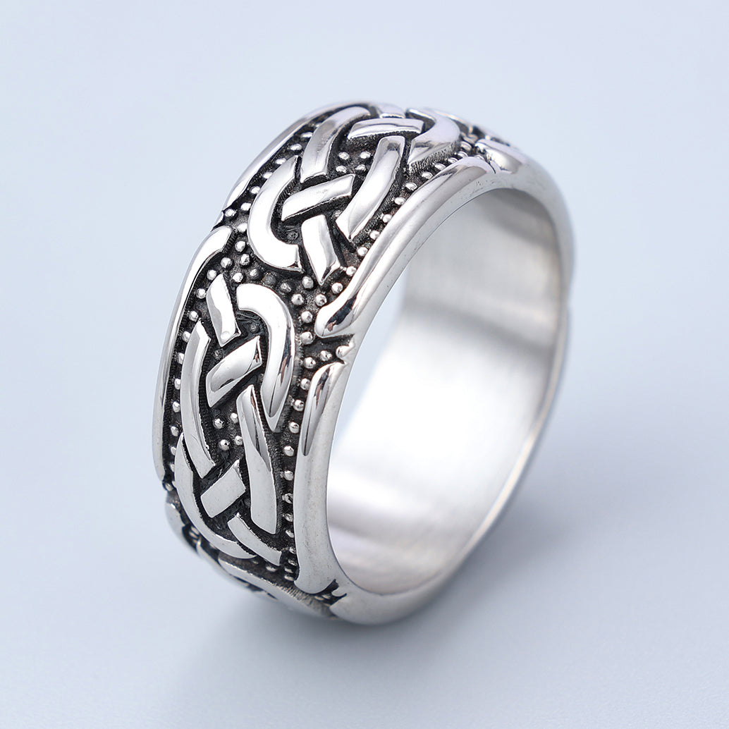 Bold Celtic Knot Ring